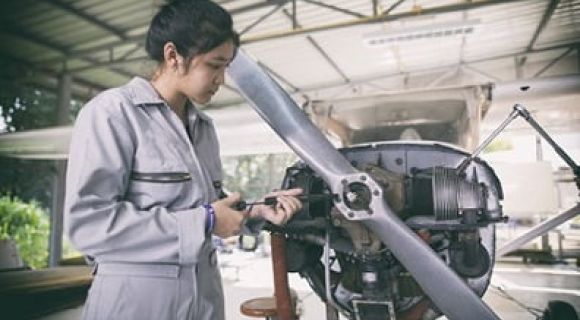 Mujeres y tecnología: la brecha sigue creciendo